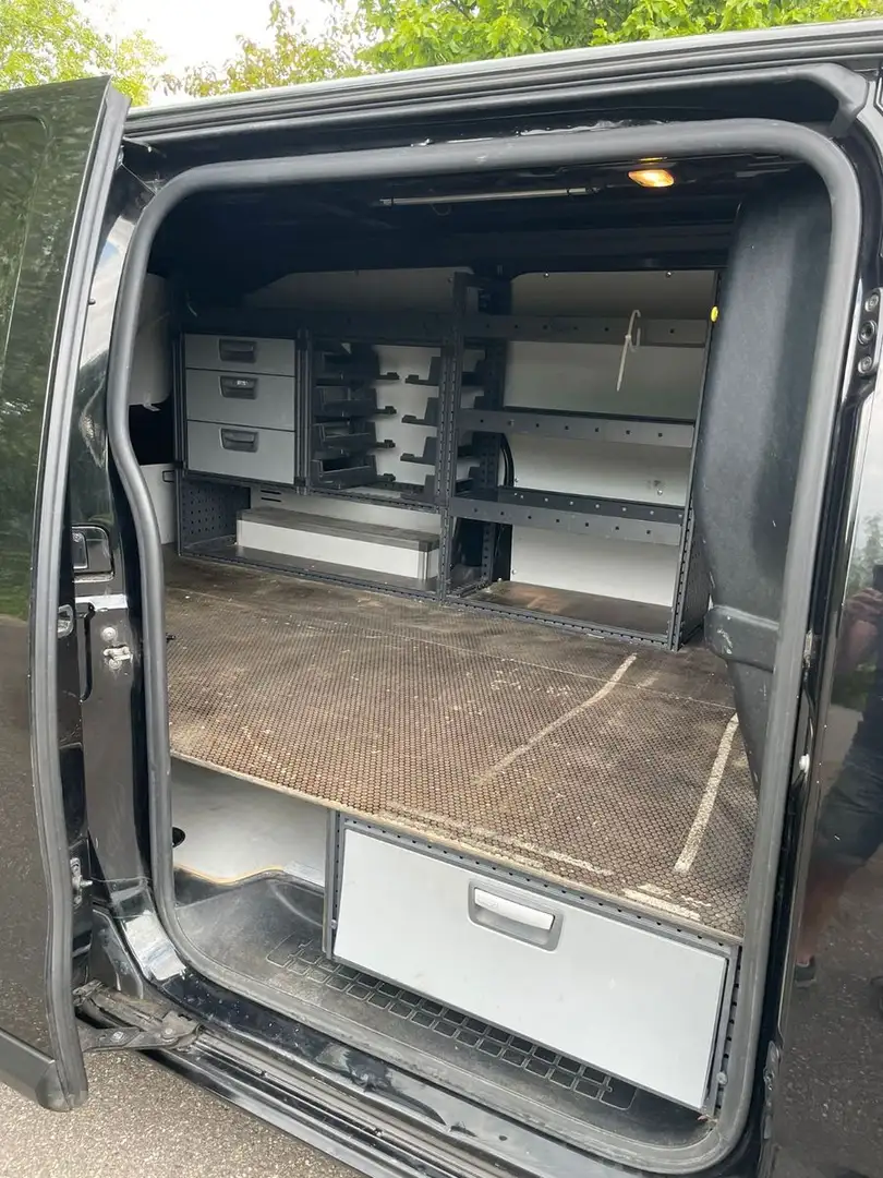 Vehicle image, number 7