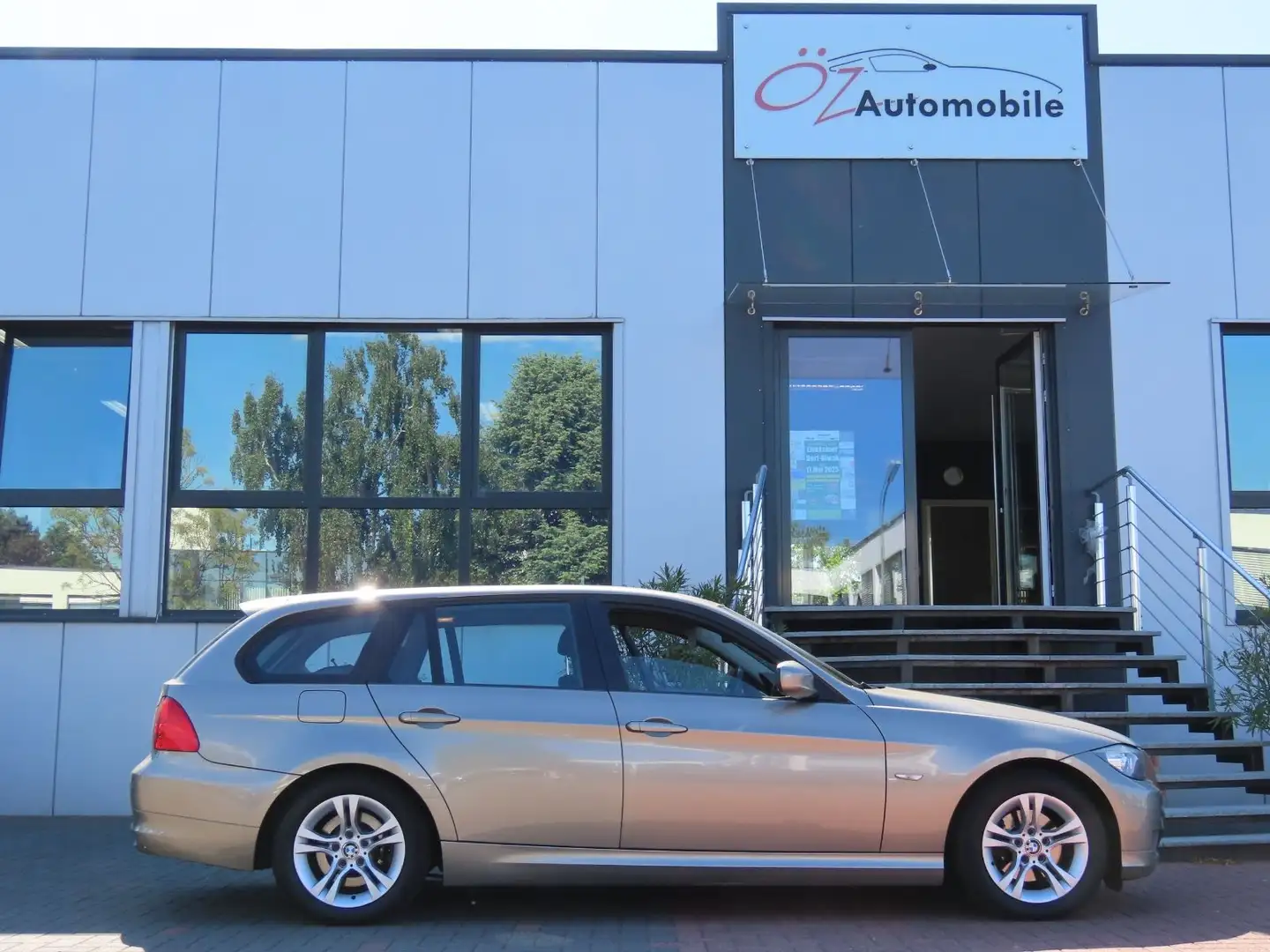 Vehicle image, number 20
