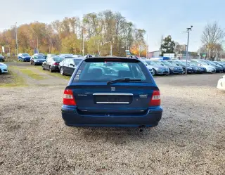 Vehicle image thumbnail, number 4