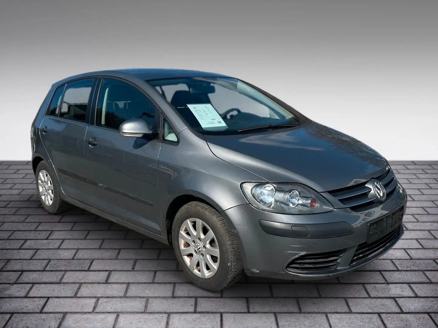 Vehicle image, number 2