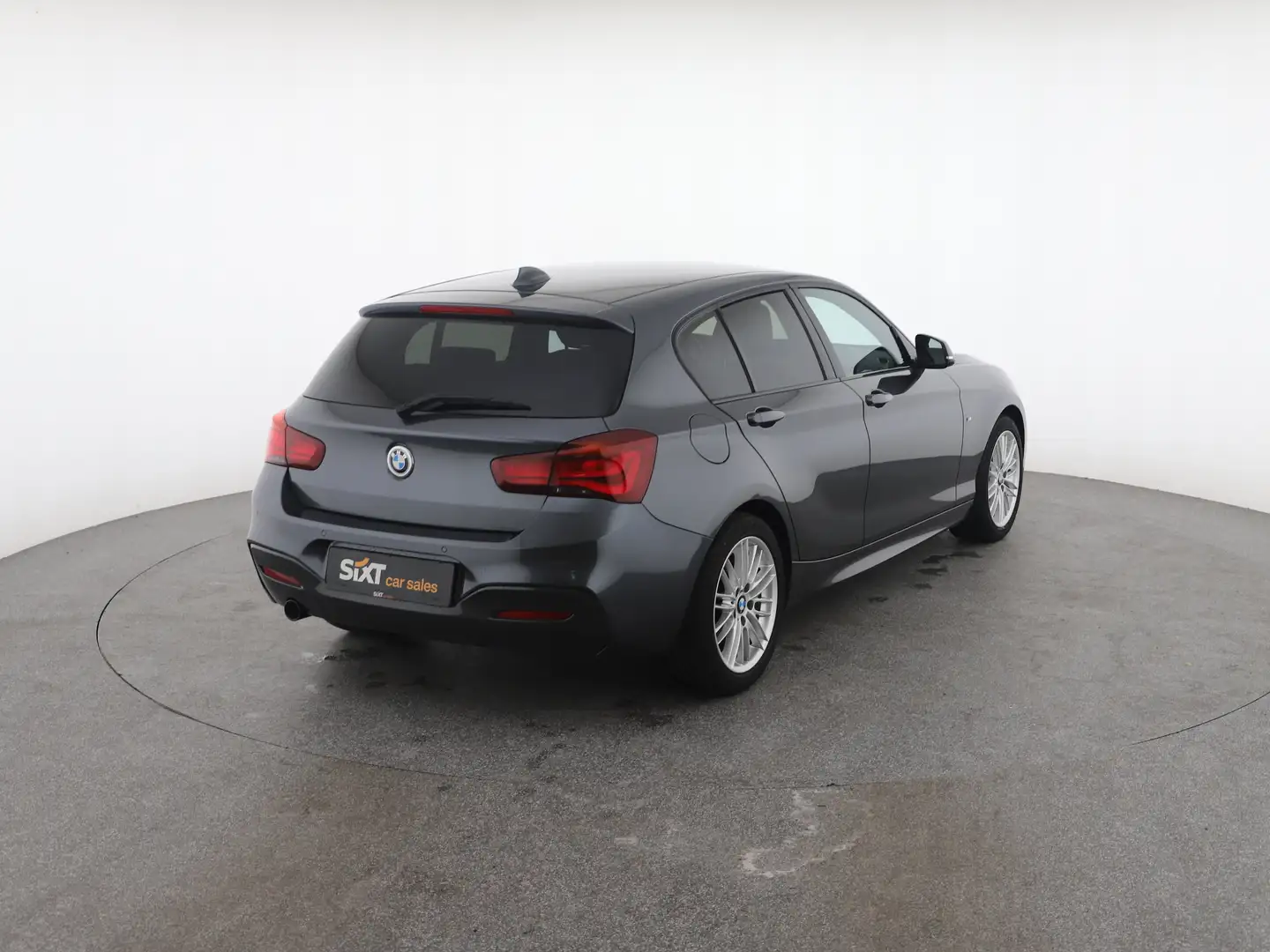 Vehicle image, number 5