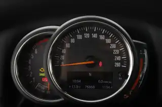 Vehicle image thumbnail, number 7