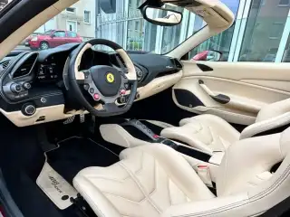 Vehicle image thumbnail, number 7