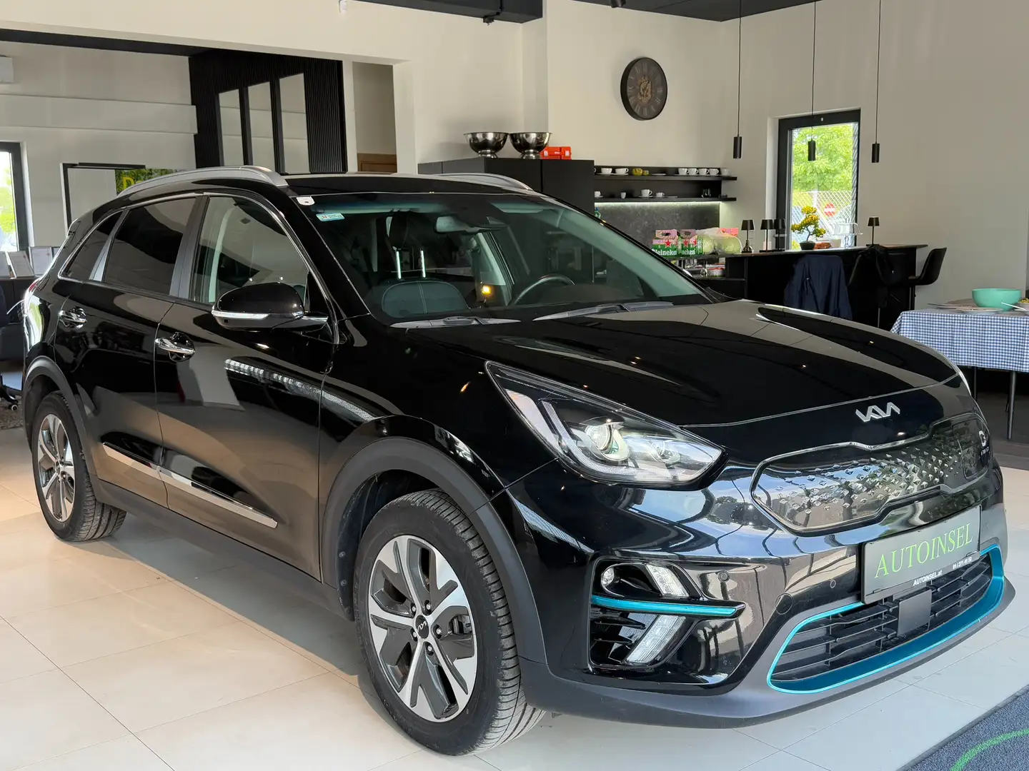 Vehicle image, number 2