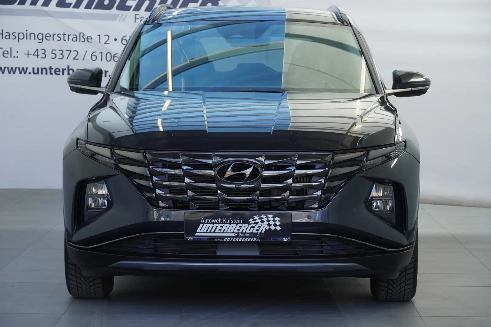 Vehicle image, number 4
