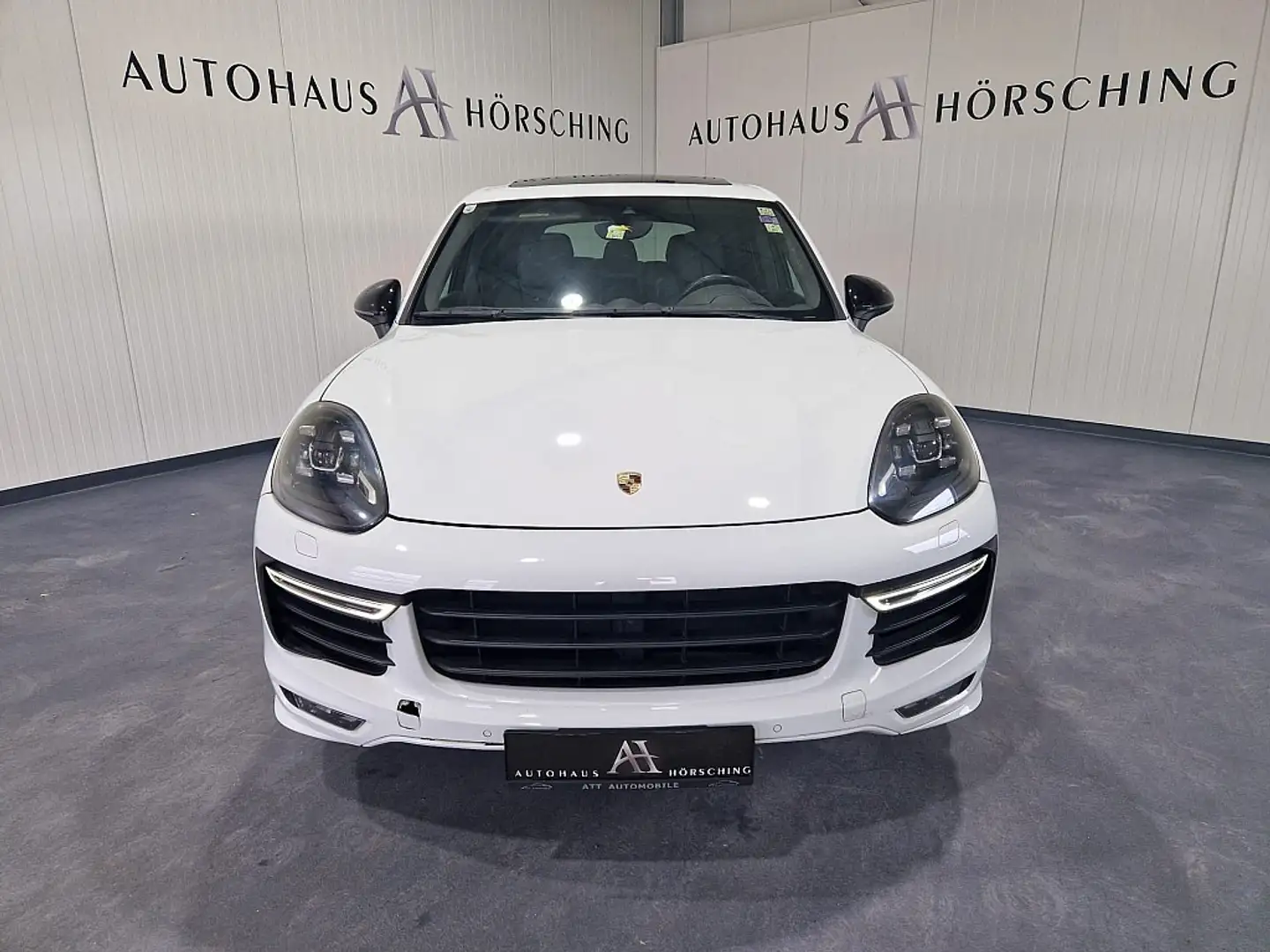 Vehicle image, number 2
