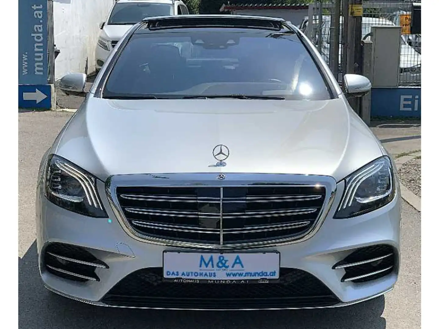 Vehicle image, number 2