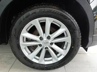 Vehicle image thumbnail, number 7