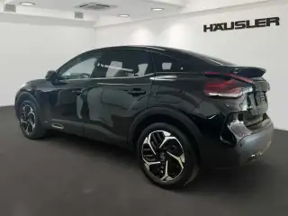 Vehicle image thumbnail, number 4