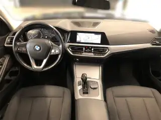 Vehicle image thumbnail, number 7