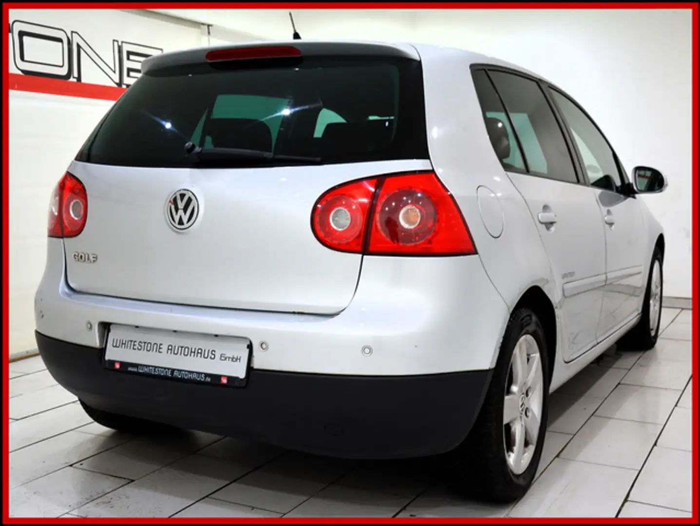 Vehicle image, number 8