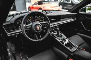 Vehicle image thumbnail, number 9