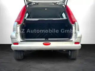 Vehicle image thumbnail, number 12