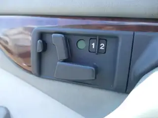Vehicle image thumbnail, number 18