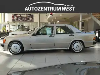 Vehicle image thumbnail, number 3