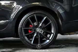 Vehicle image thumbnail, number 8