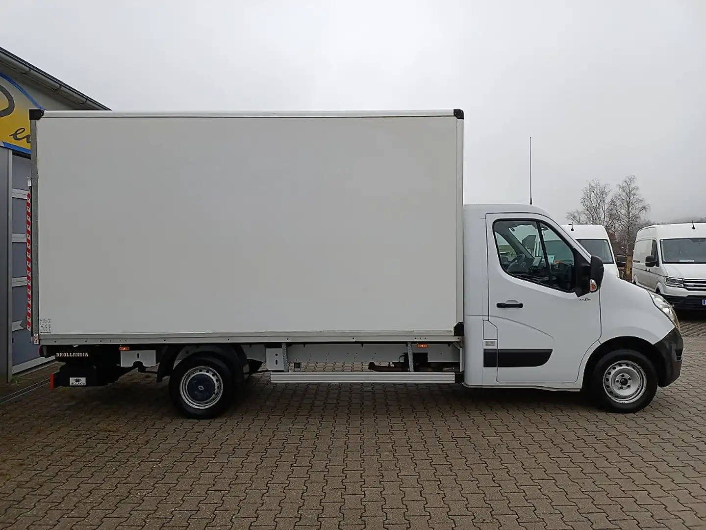 Vehicle image, number 5