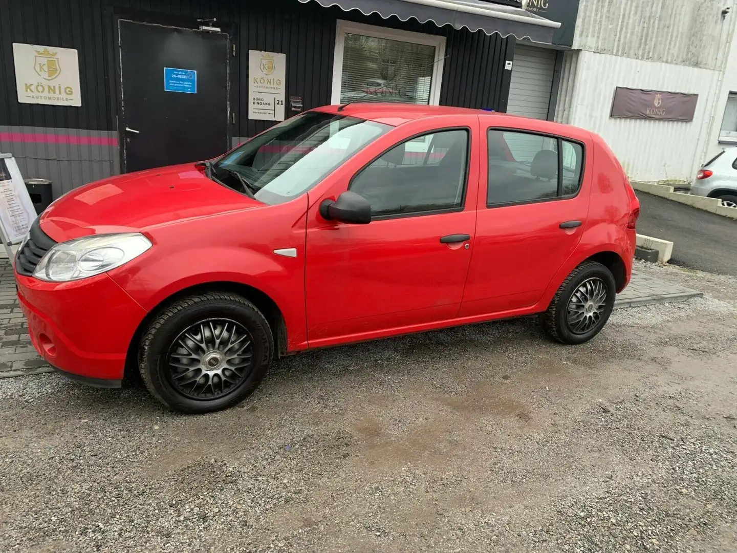 Vehicle image, number 3