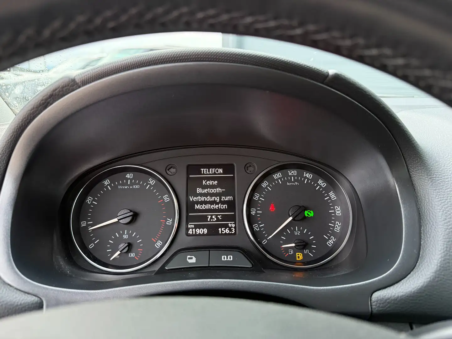 Vehicle image, number 14