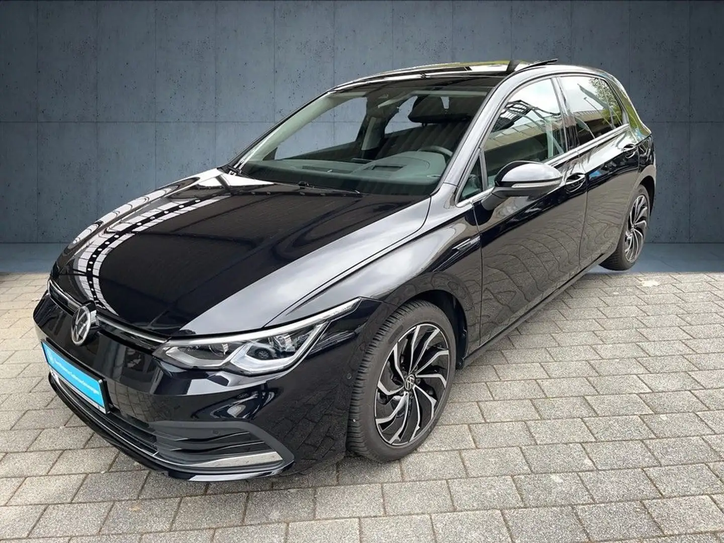 Vehicle image, number 2