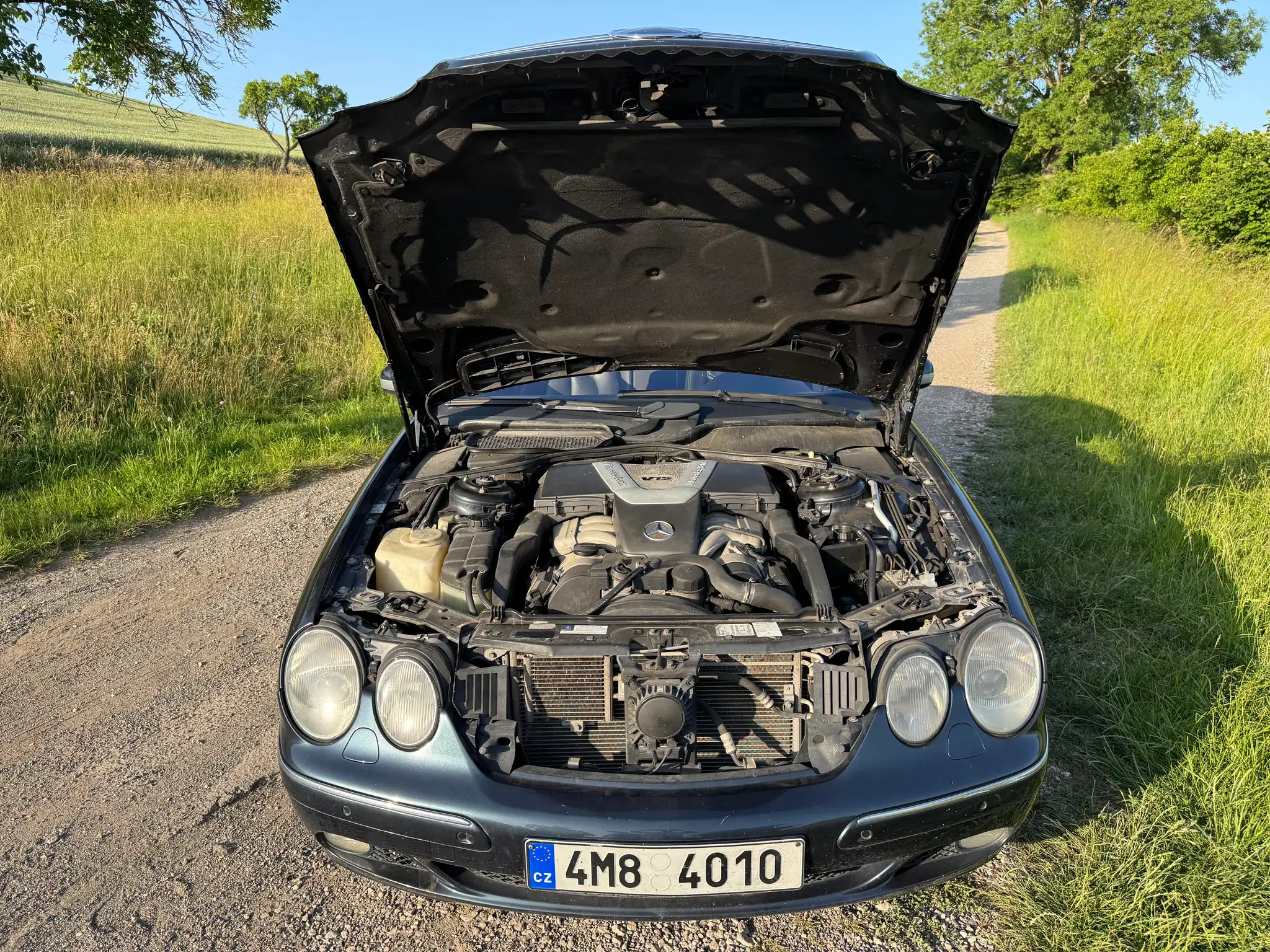 Vehicle image, number 14