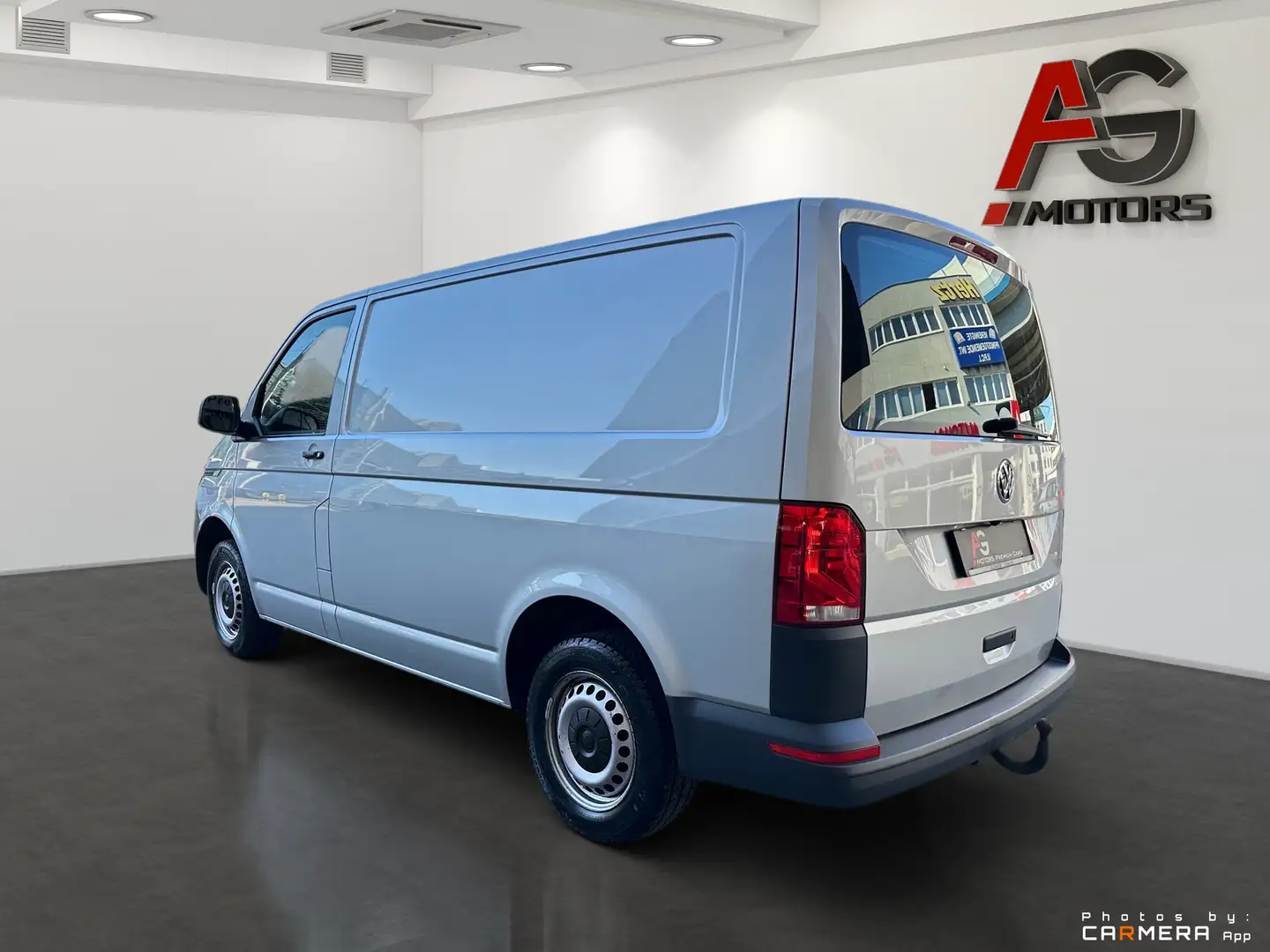 Vehicle image, number 7
