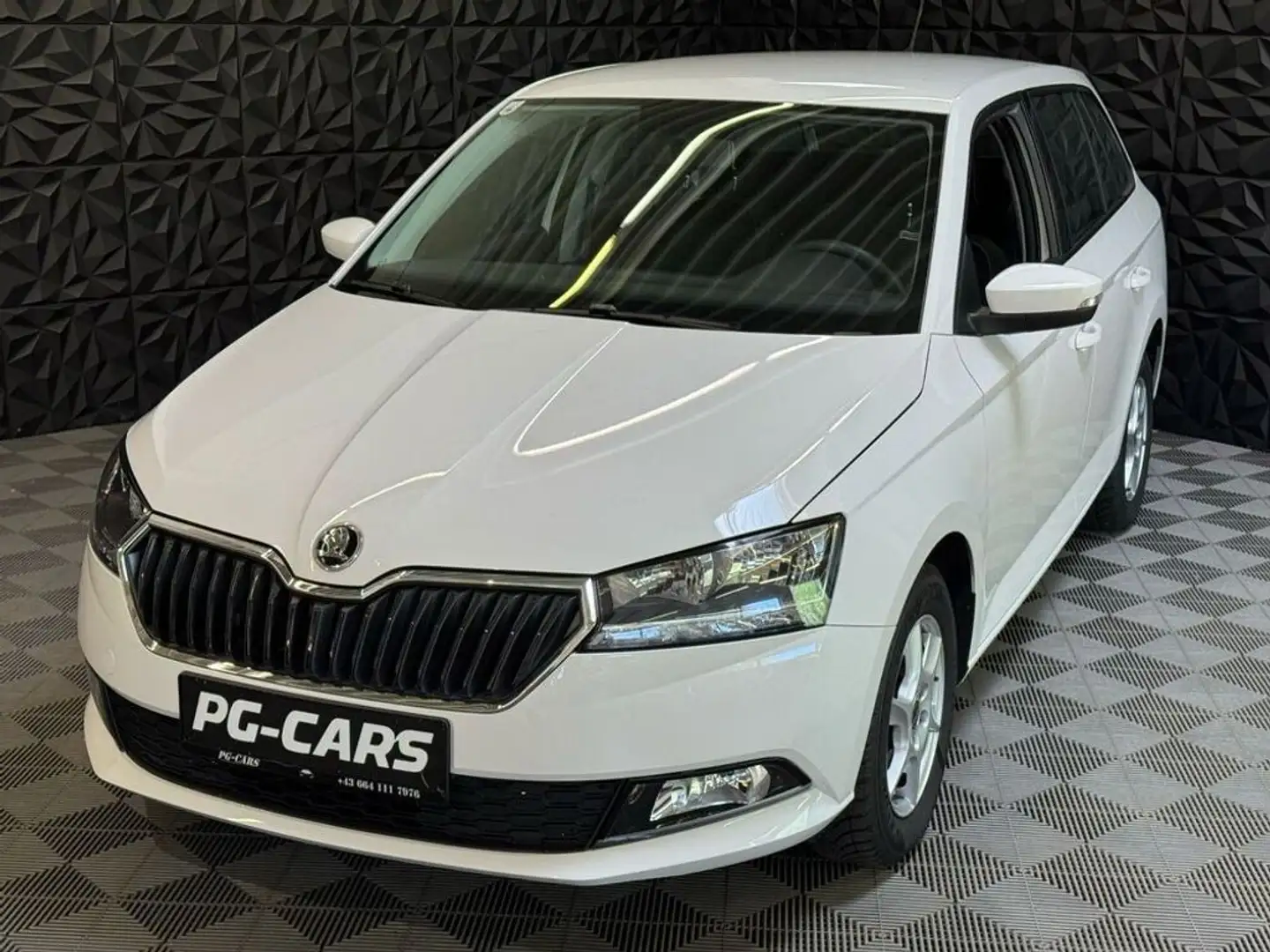 Vehicle image, number 1