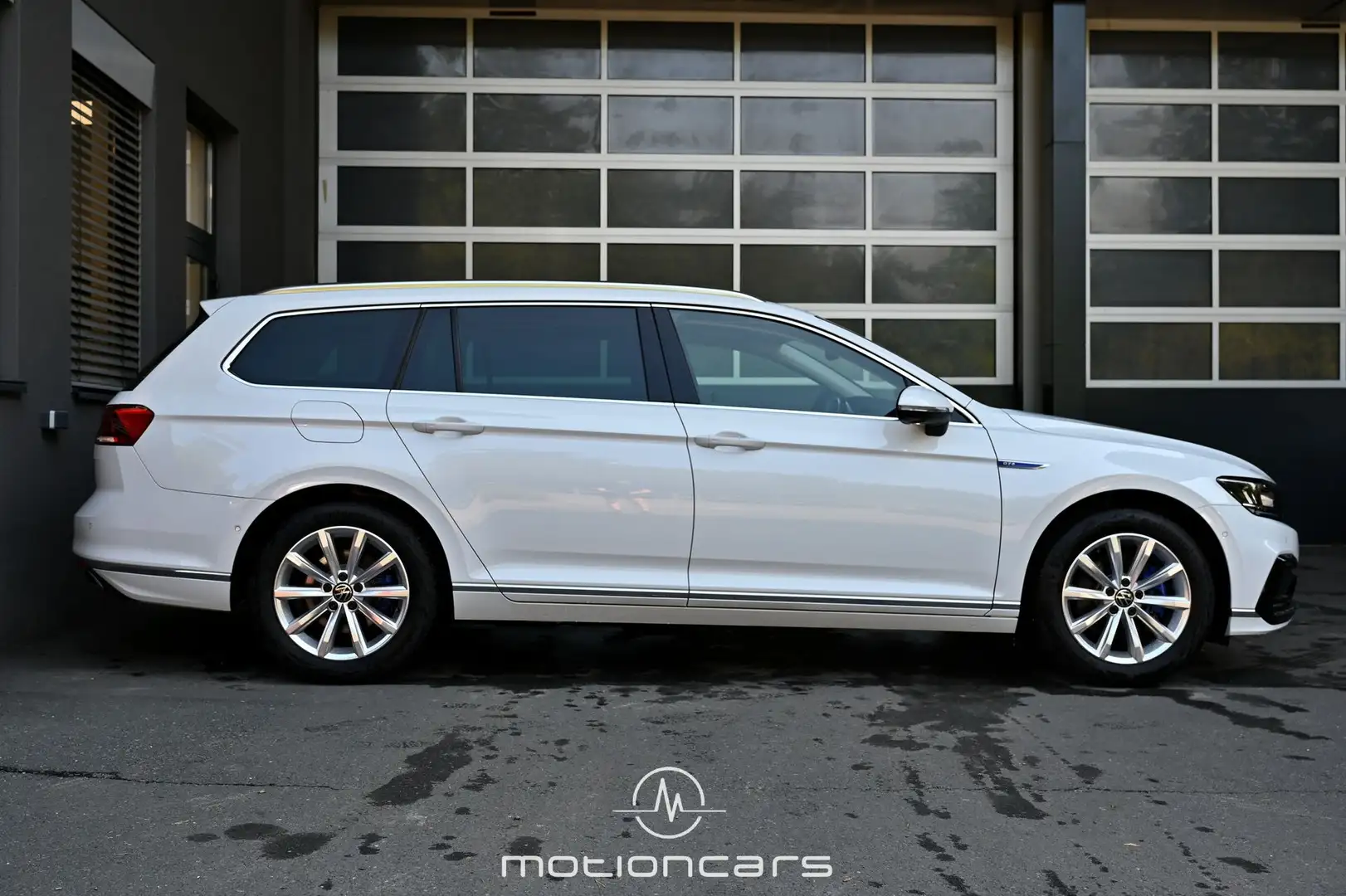 Vehicle image, number 5