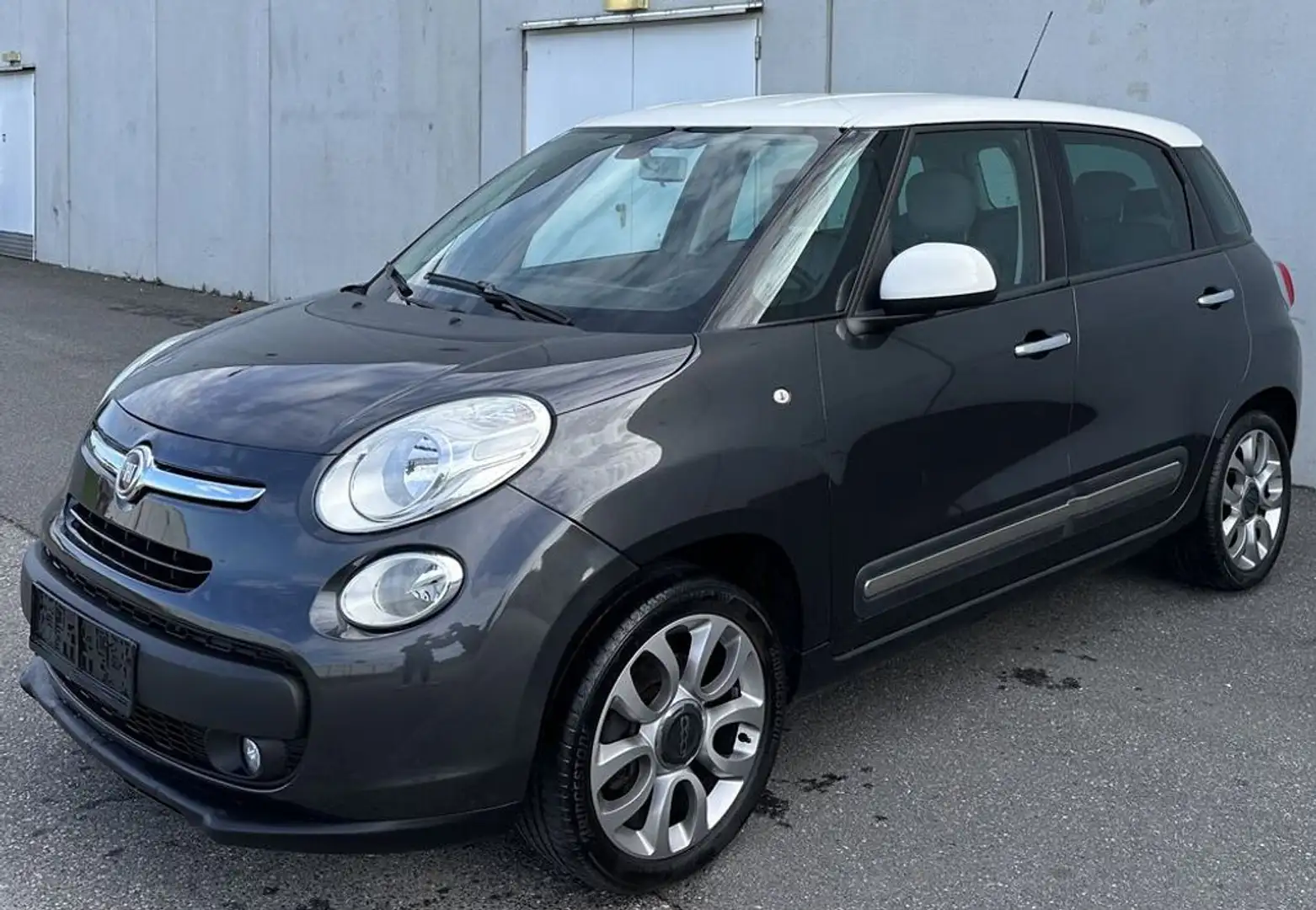 Vehicle image, number 3