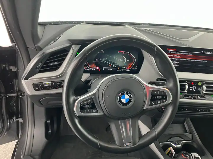 Additional image of the vehicle