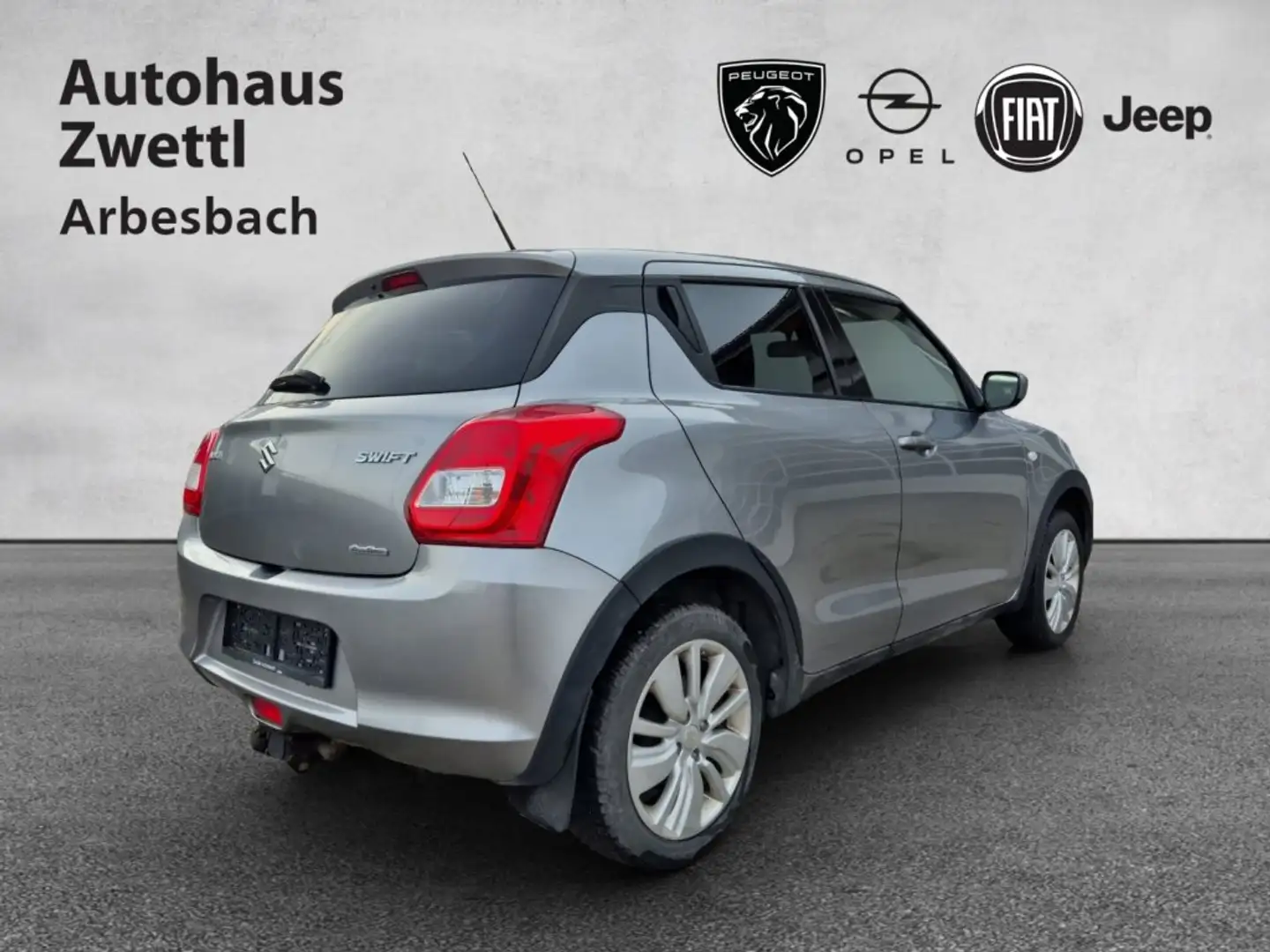 Vehicle image, number 6