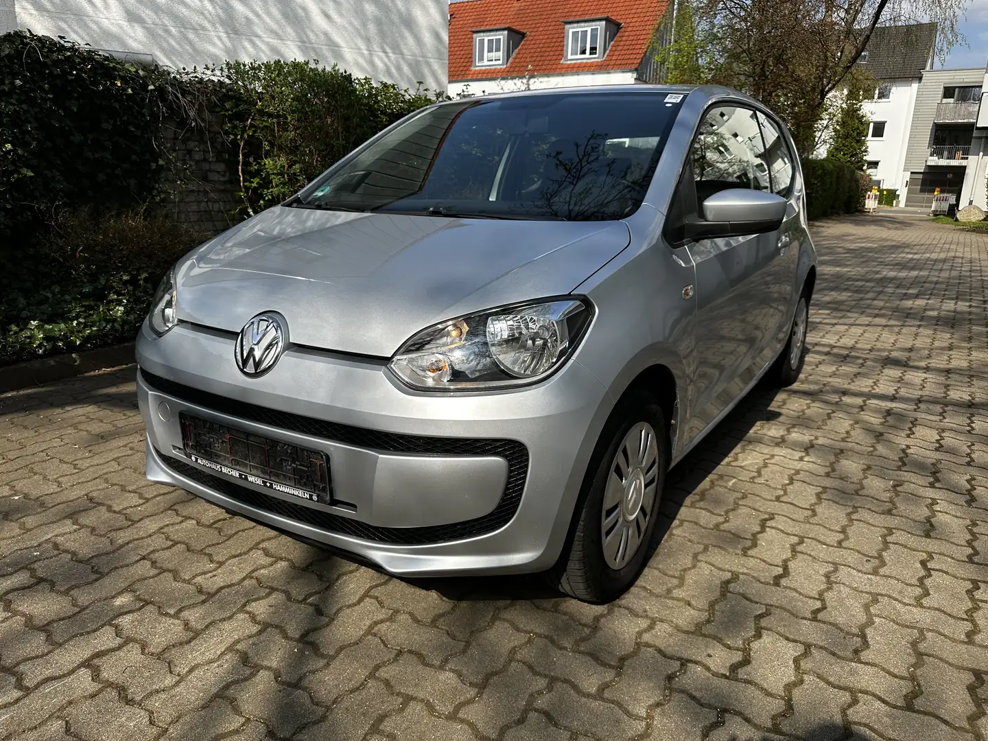 Vehicle image, number 8