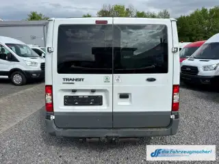 Vehicle image thumbnail, number 7