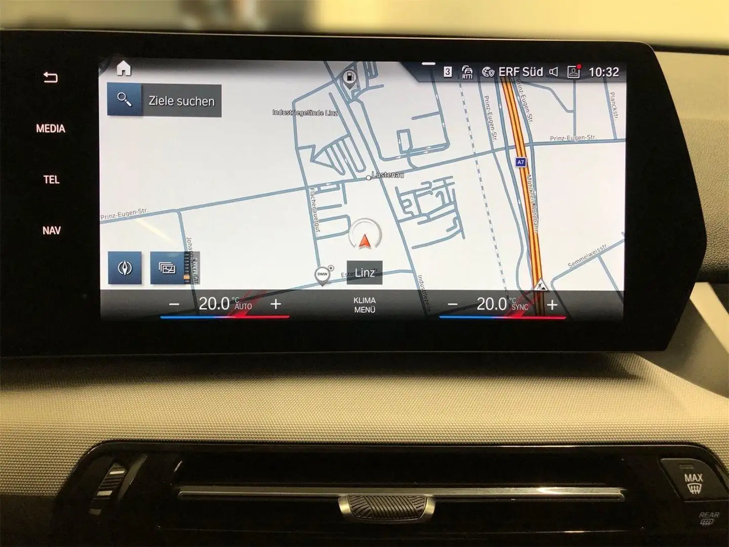 Vehicle image, number 5