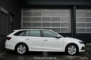 Vehicle image thumbnail, number 5