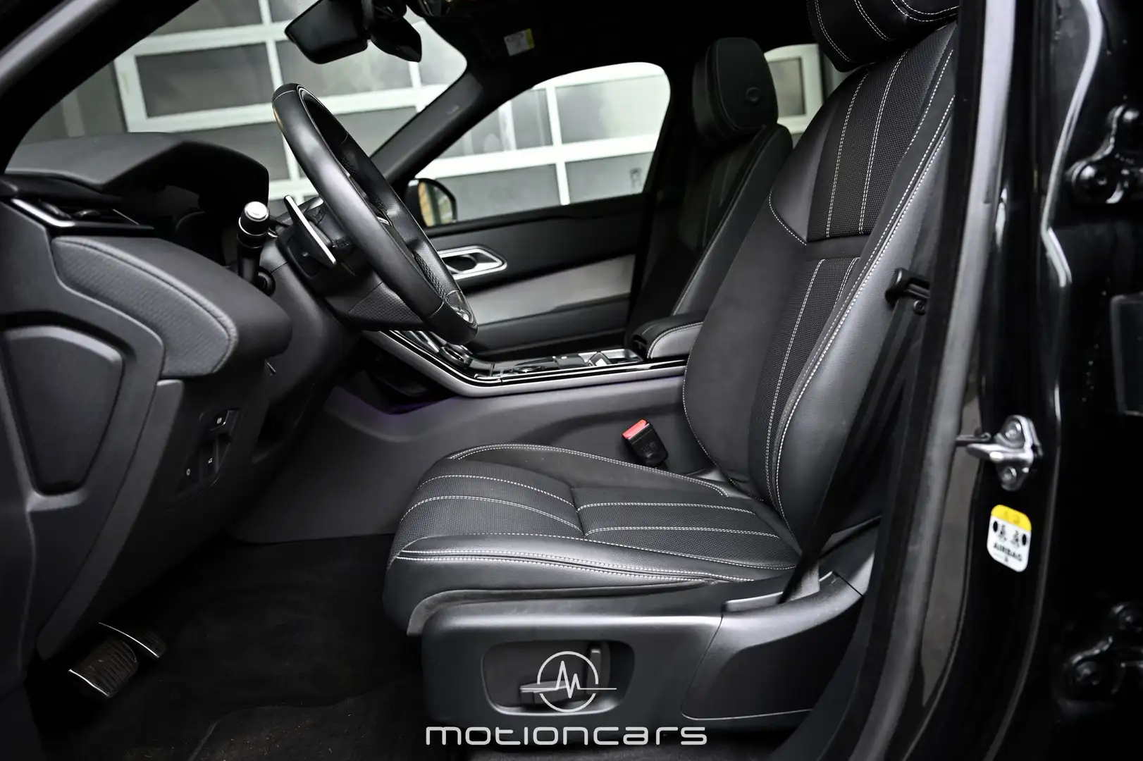 Vehicle image, number 9
