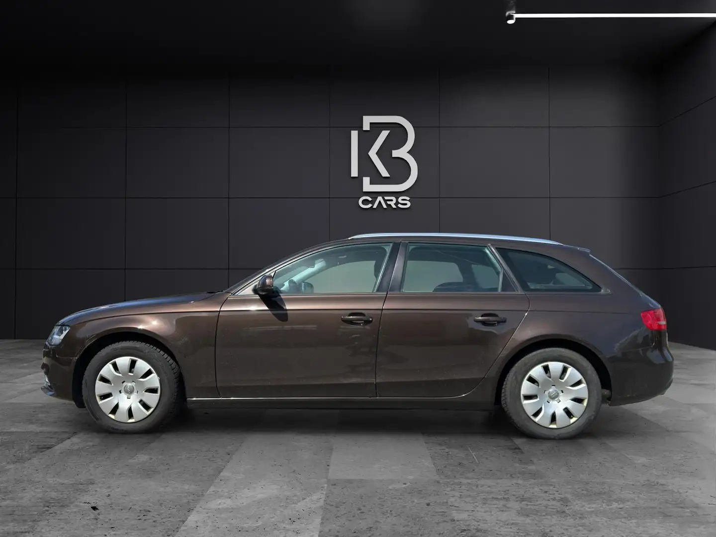 Vehicle image, number 3