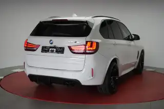 Vehicle image thumbnail, number 3