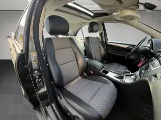 Vehicle image thumbnail, number 4