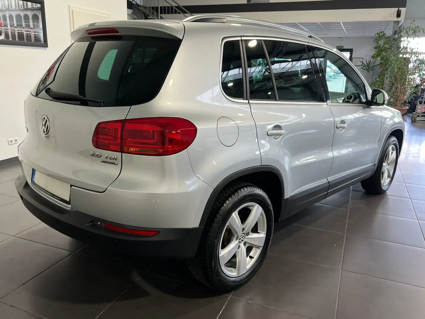 Vehicle image, number 7