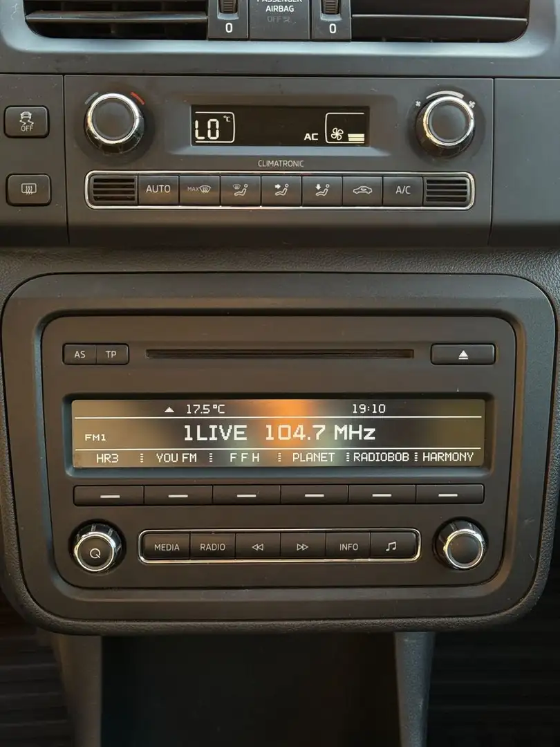 Vehicle image, number 20