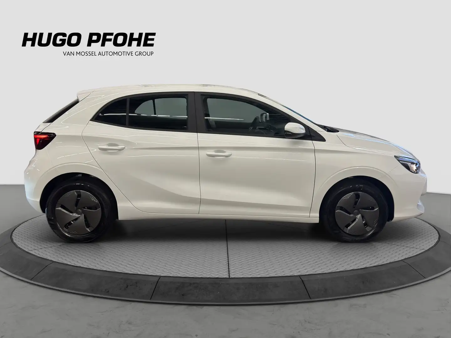 Vehicle image, number 3