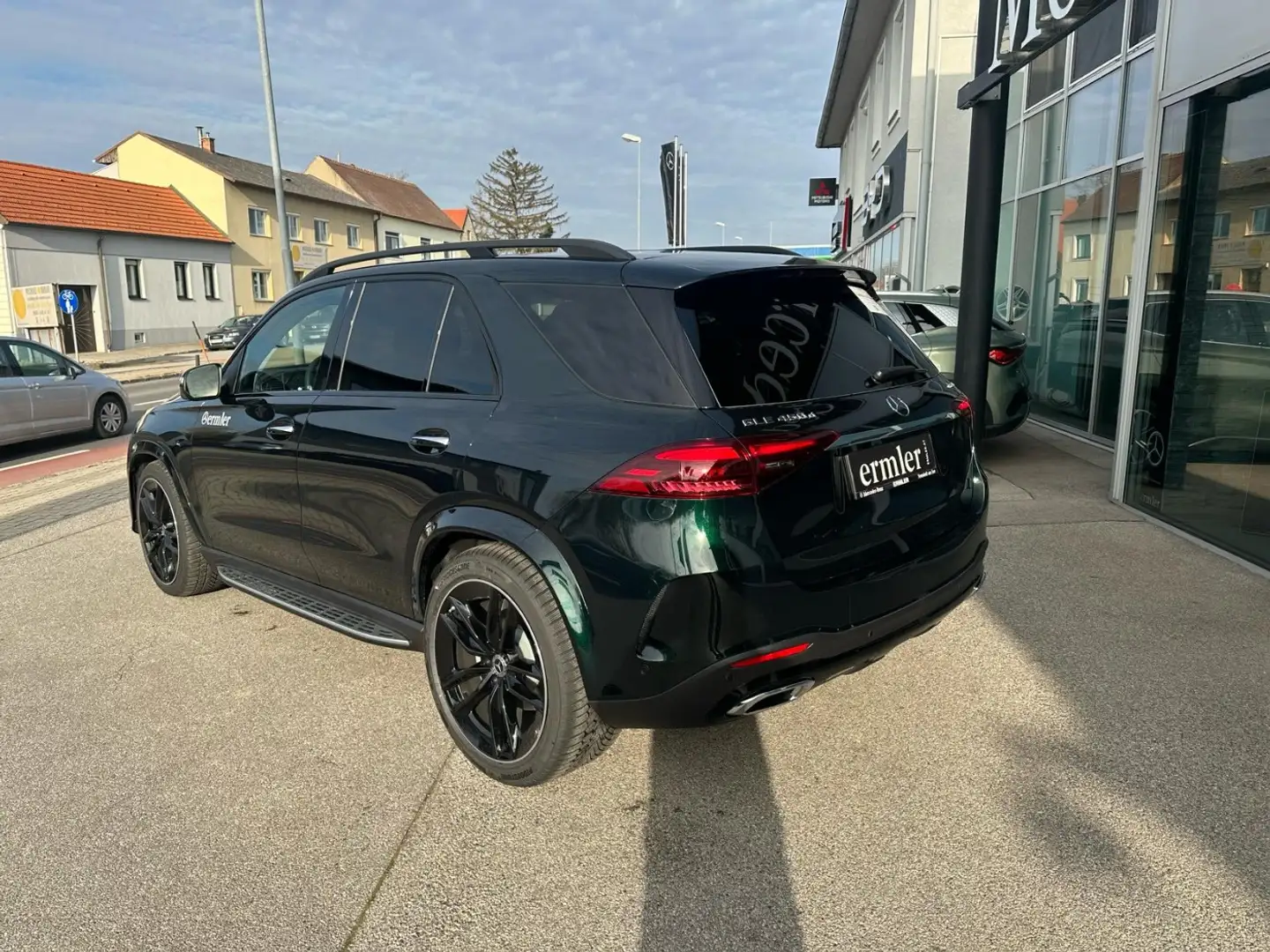 Vehicle image, number 4