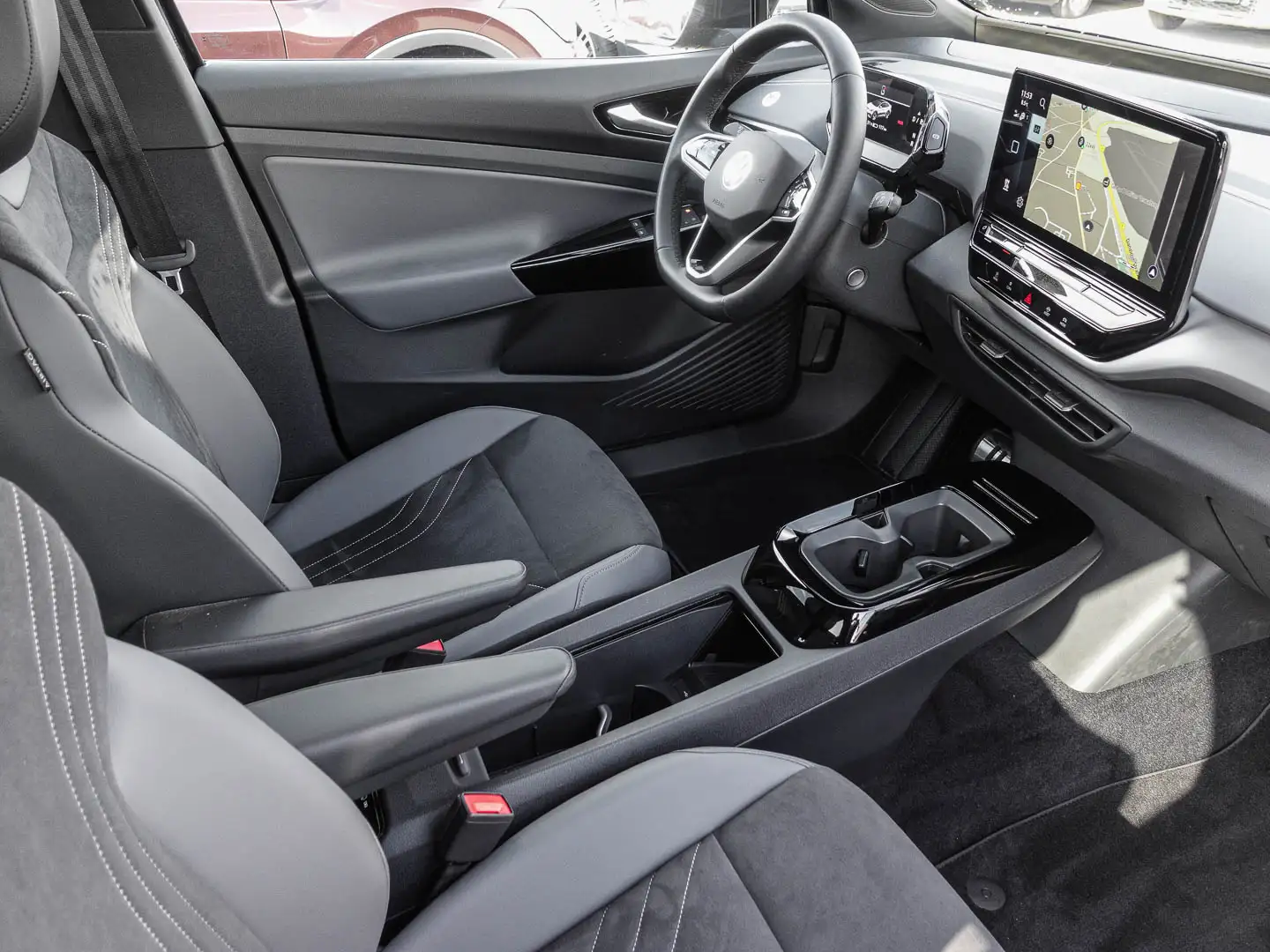 Vehicle image, number 9