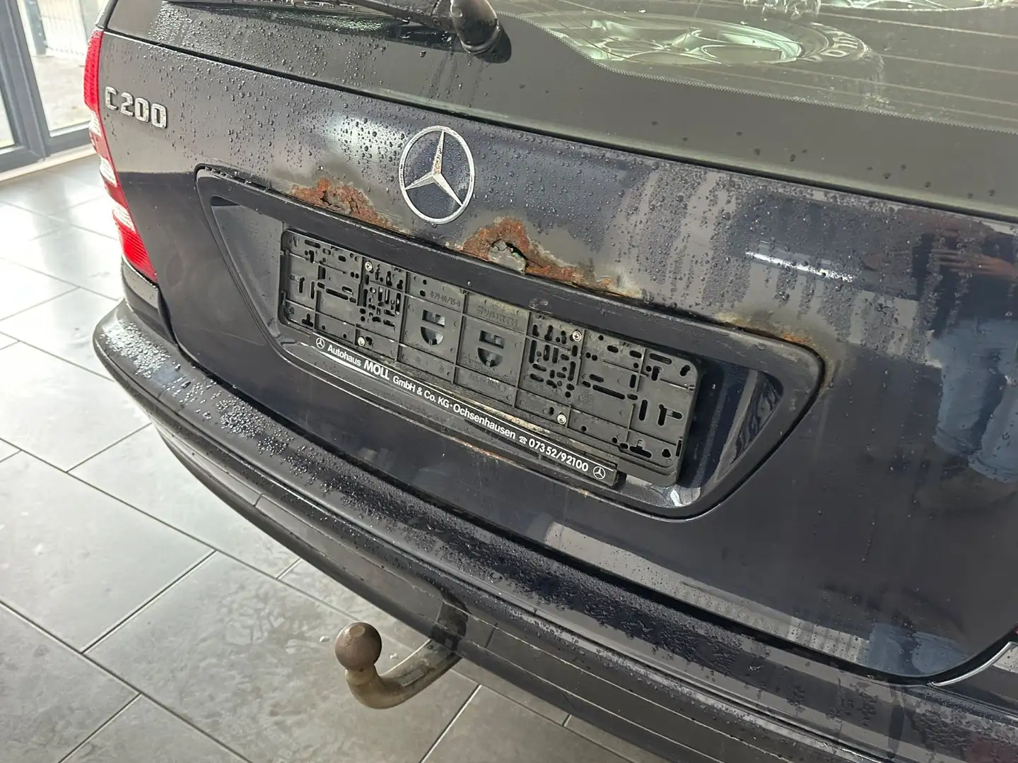 Vehicle image, number 4