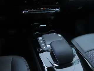 Vehicle image thumbnail, number 16