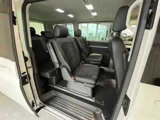 Vehicle image thumbnail, number 6