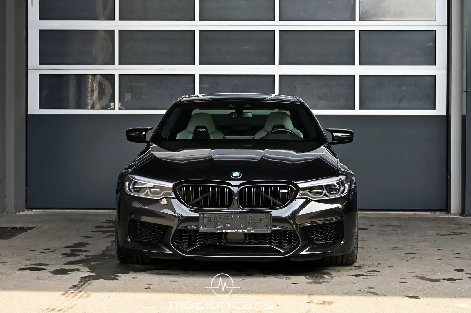 Vehicle image, number 3