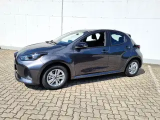 Vehicle image thumbnail, number 4