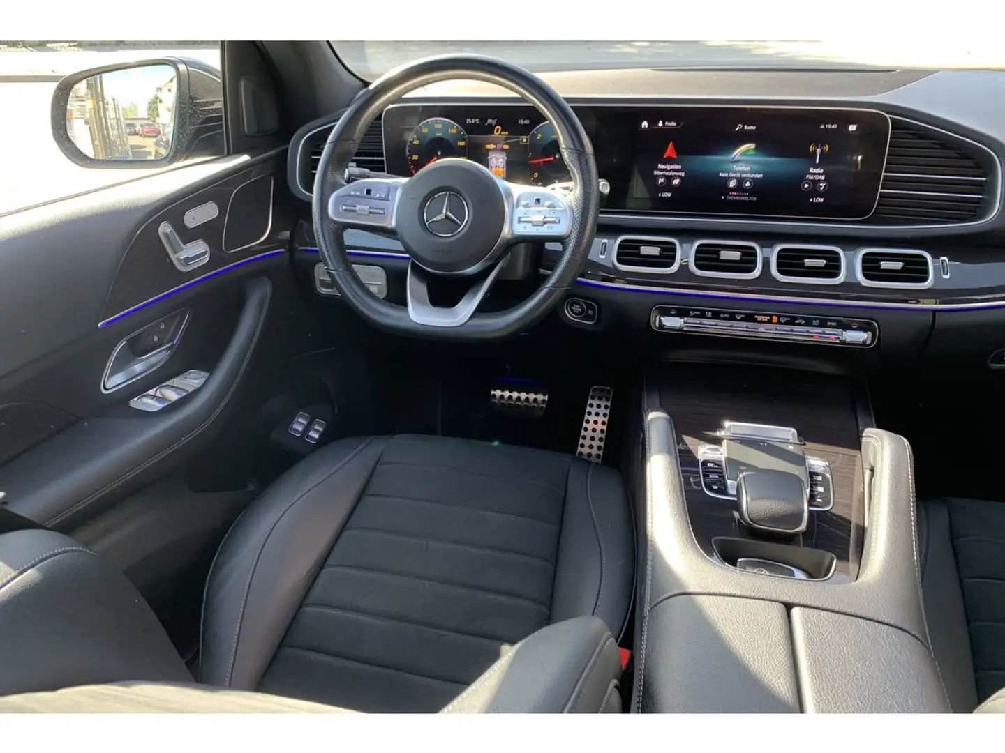 Vehicle image, number 8